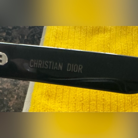 Brand new Dior sunglasses - Picture 5 of 8
